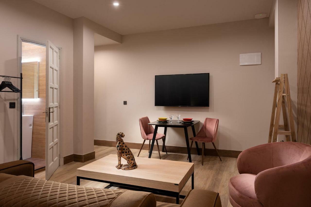Suite 1907 Oviedo Low Cost Esterno foto